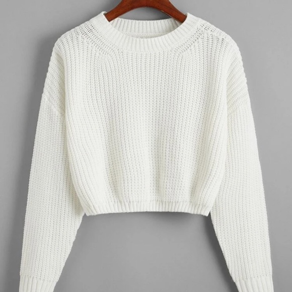 Sweaters - Knit sweater